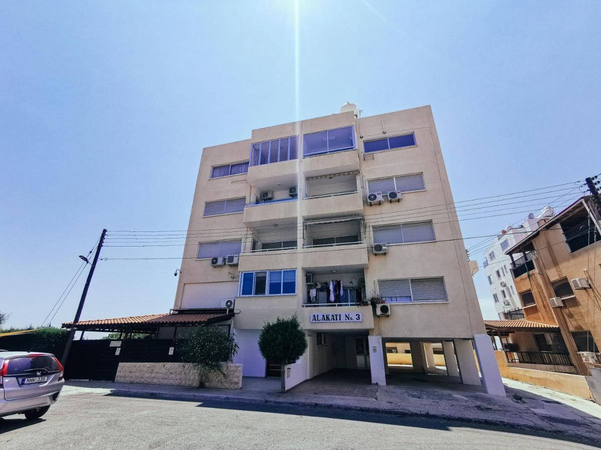 Mackenzie Seaview Paradise Larnaca Eksteriør billede
